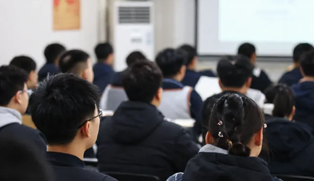 技术培训中成果转化的两种选择依据对比